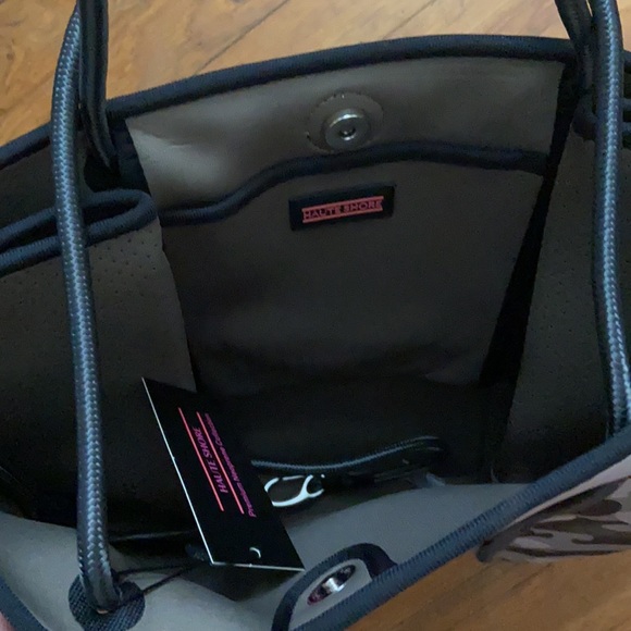 COPY - New Haute Shore neoprene bag with case - Picture 3 of 11